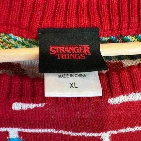 Stranger things Ugly Christmas sweater XL - Picture 3 of 5